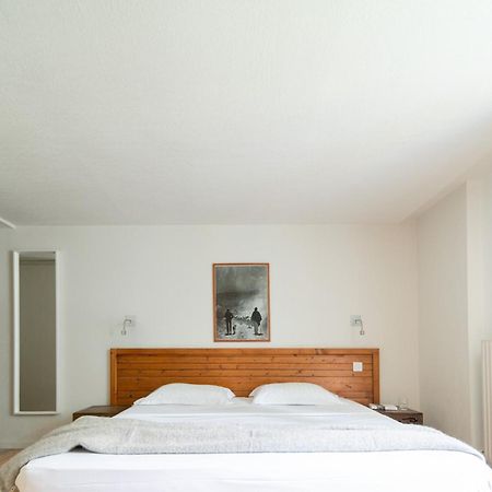 Hotel Domaine de Ramonjuan Bagnères-de-Bigorre Habitación foto