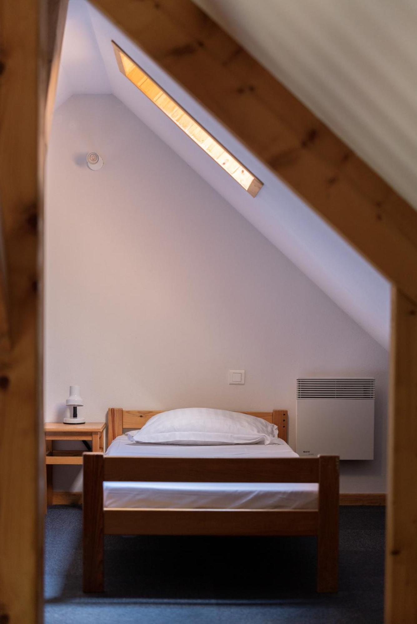 Hotel Domaine de Ramonjuan Bagnères-de-Bigorre Habitación foto
