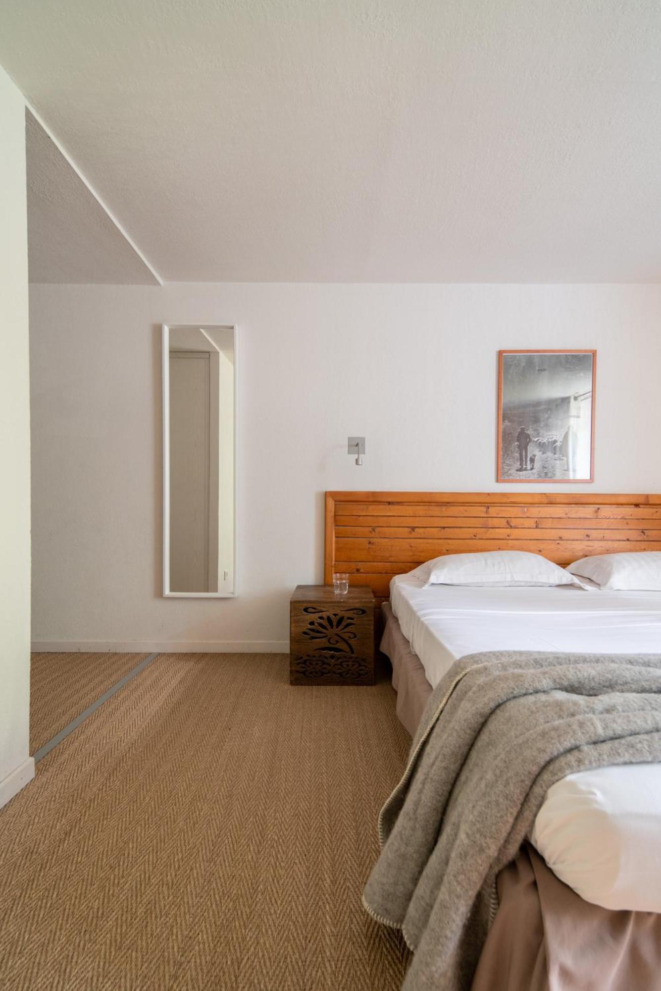 Hotel Domaine de Ramonjuan Bagnères-de-Bigorre Habitación foto
