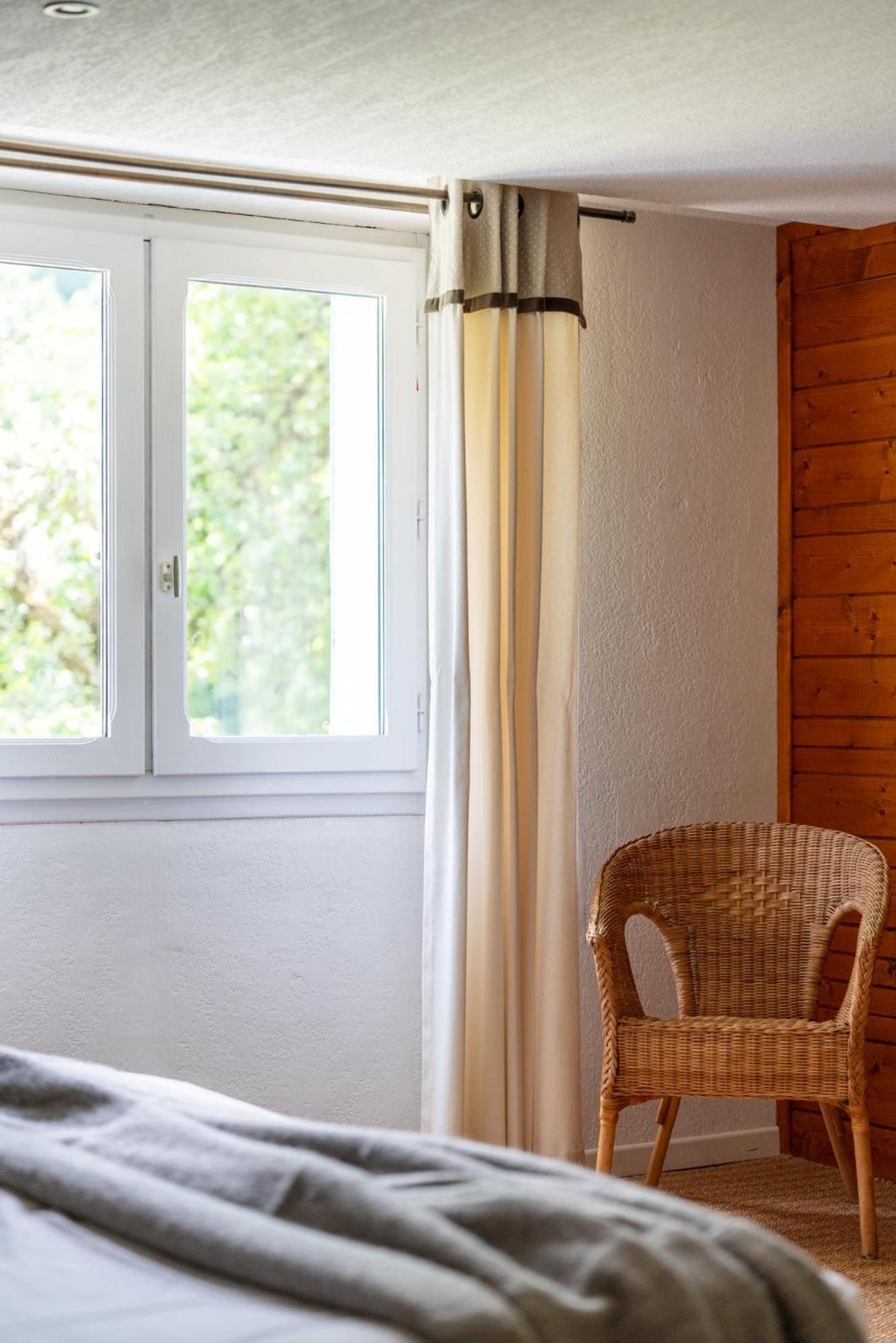 Hotel Domaine de Ramonjuan Bagnères-de-Bigorre Habitación foto